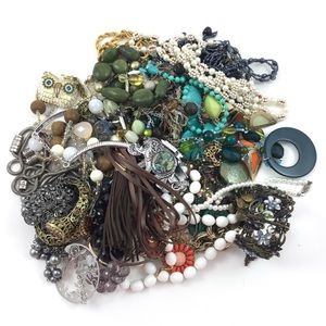 Costume Jewelry 4 lbs Lot Vintage Modern Wearable